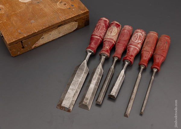 EXCELLENT E A BERG 6 PIECE 1026 CHISEL SET IN ORIGINAL BERG BOX – Ted  Dawson Antique Tools