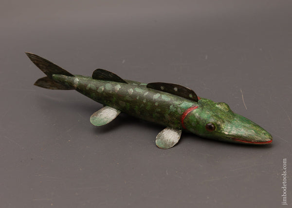 Swimming Pickerel Fish Decoy by ROB’T. LINDNER Clarence, N.Y. - 111902