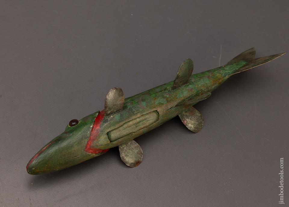 Swimming Pickerel Fish Decoy by ROB’T. LINDNER Clarence, N.Y. - 111902