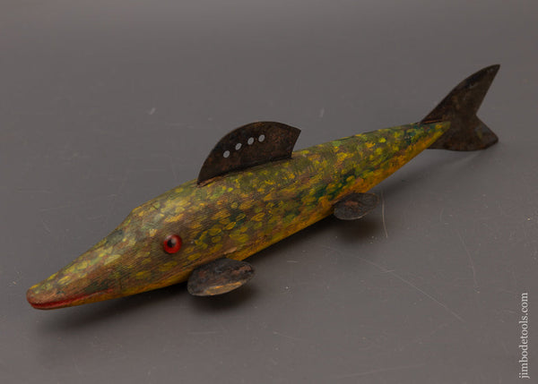 Swimming Pickerel Fish Decoy by ROB’T. LINDNER Clarence, N.Y. - 112012