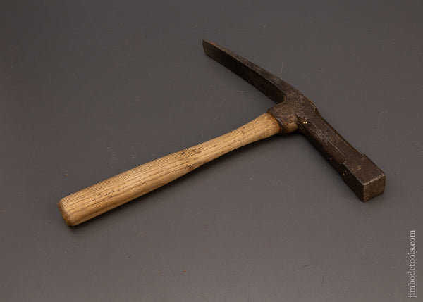 Early & Unusual Hammer - 112352