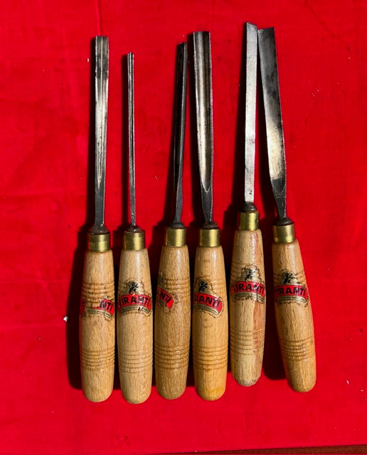 Fine Set of 6 HENRY TAYLOR Carving Chisels - 112756