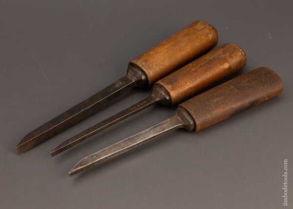 Fine Set of 3 Pig Sticker Mortise Chisels Bearing the British Military Broad Arrow Mark - 112777