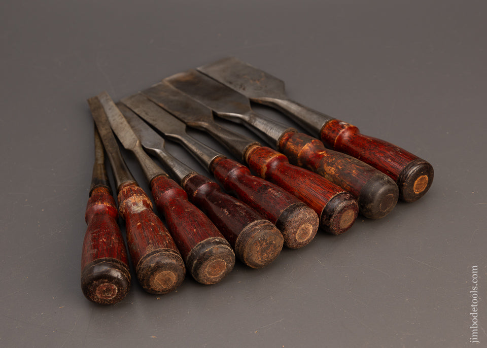 Fine Set of 8 STANLEY No. 750 Chisels - 113345