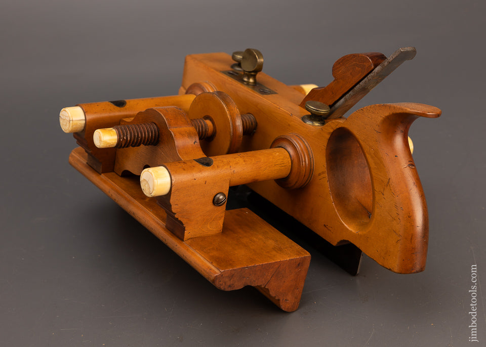 Gorgeous & Fine OHIO TOOL CO. Ca. 1820 to 1920 No. 111 Boxwood Center Wheel Plow Plane - 113786