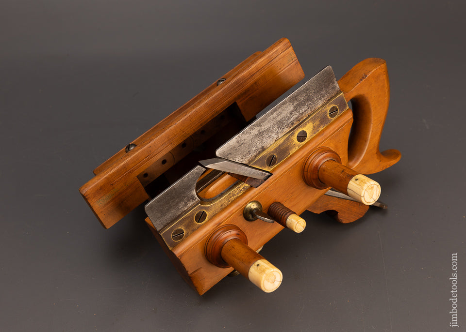 Gorgeous & Fine OHIO TOOL CO. Ca. 1820 to 1920 No. 111 Boxwood Center Wheel Plow Plane - 113786