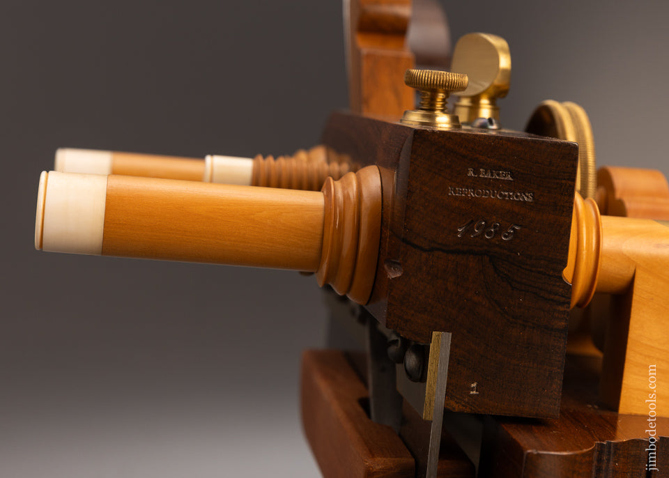 Beautiful Rosewood & Boxwood SANDUSKY Center Wheel Plow Plane by ROBERT BAKER - 113839