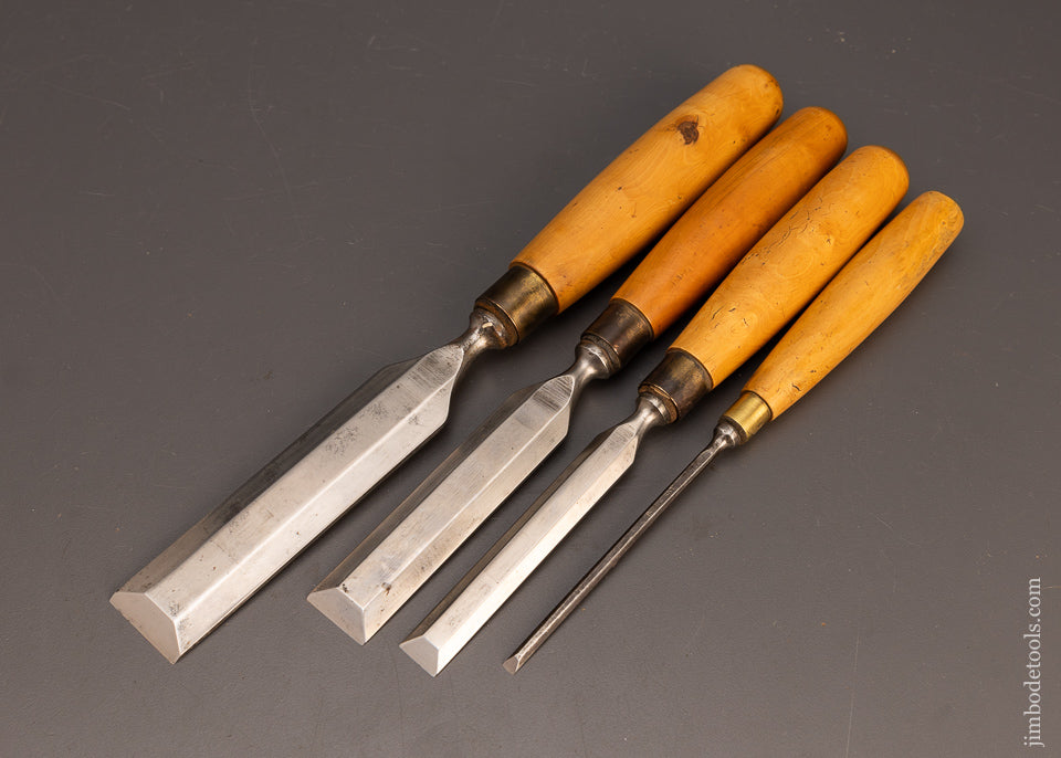 Fine Set of 4 Boxwood Handled Bevel Edge Bench Chisels - 114048