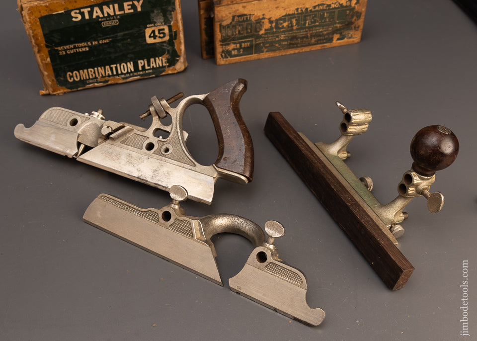 Extra Fine 100% Complete STANLEY No. 45 Combination Plane in Original Box - 114314