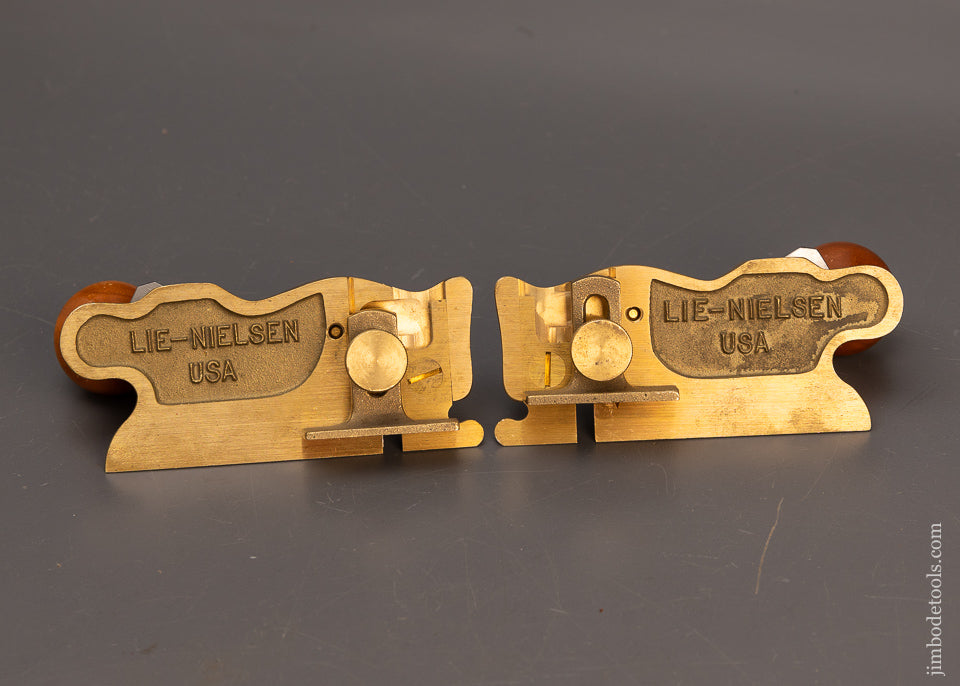 Near Mint Pair of LIE NIELSEN No. 98 & 99 Bronze Side Rabbet Planes - 114528