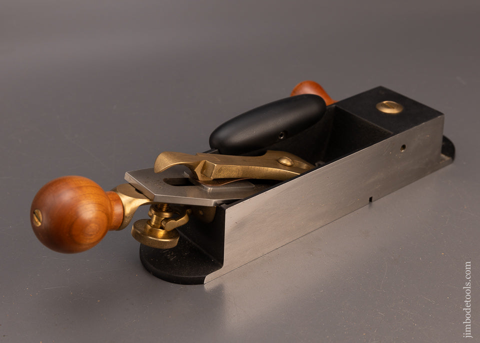 Discontinued LIE NIELSEN No. 9 Miter Plane Mint in Box with Hot Dog & Side Handle - 115124