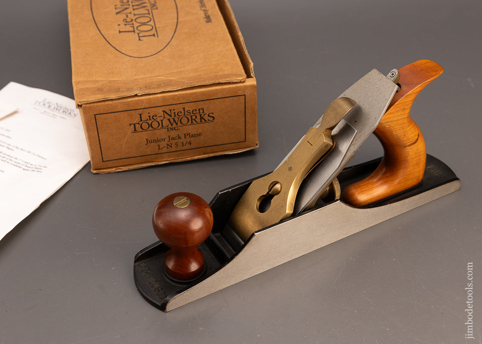 Near Mint in Box Un-Obtainable LIE NIELSEN No. 5 1/4 Junior Jack Plane Discontinued - 115142