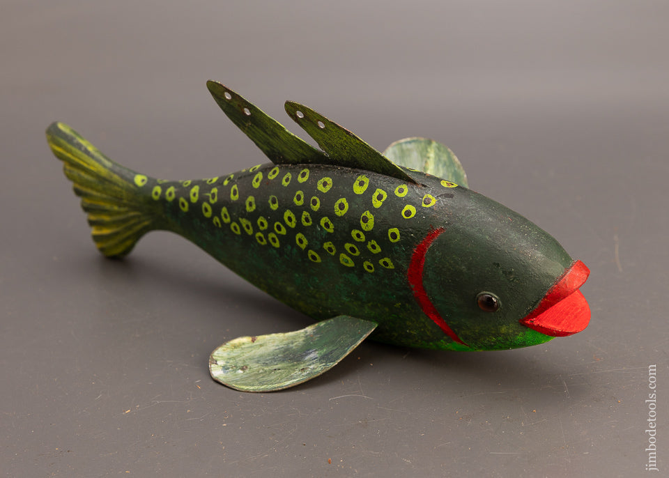 Beautiful 10 1/4 Inch Hand Carved Fish Decoy by ROB’T. LINDNER, Clarence, N.Y. - 115160