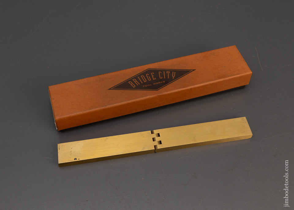 Mint in Box BRIDGE CITY TOOL WORKS SS-4 RW Saddle Square - 115235