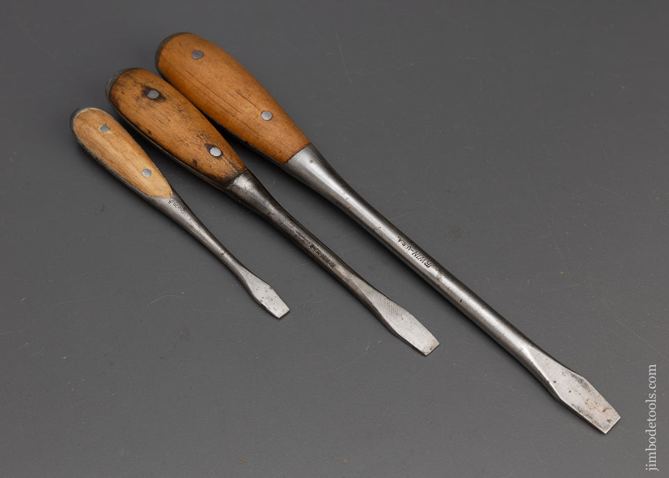 3 Fine Perfect Handle Screwdrivers by IRWIN - 115370