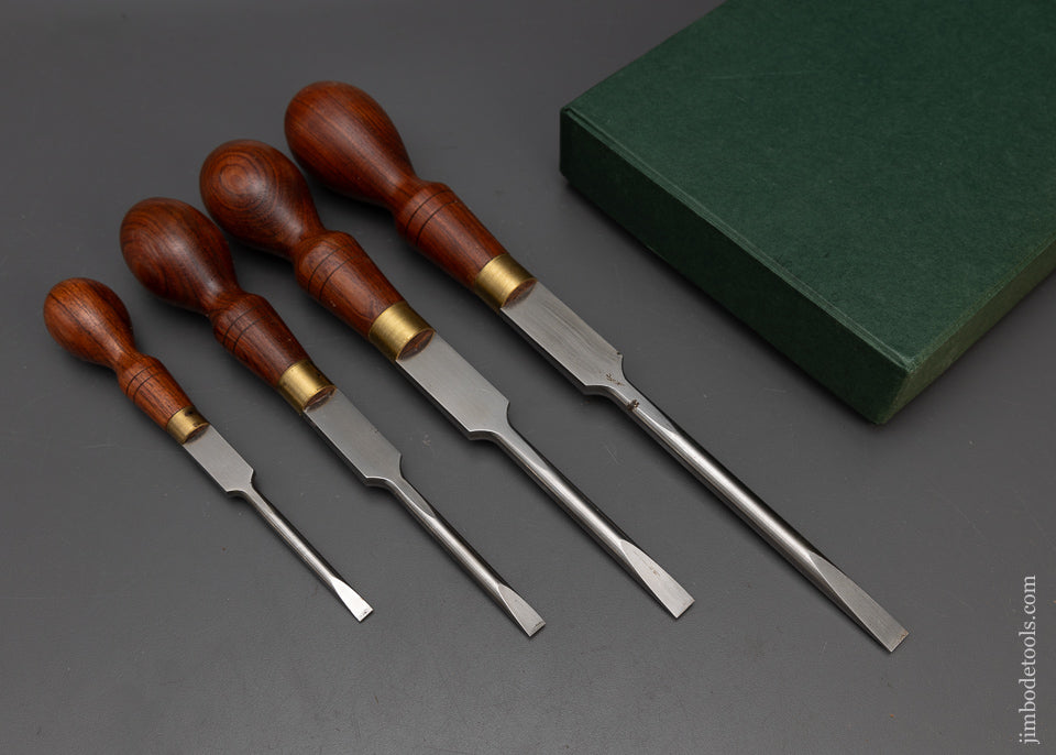 Stunning Boxed Set of Rosewood Handled Cabinet Maker’s Screwdrivers - 115525