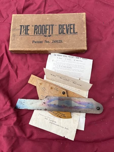 Patented Square THE ROOFIT BEVEL Mint in Box With Instructions  - 73697