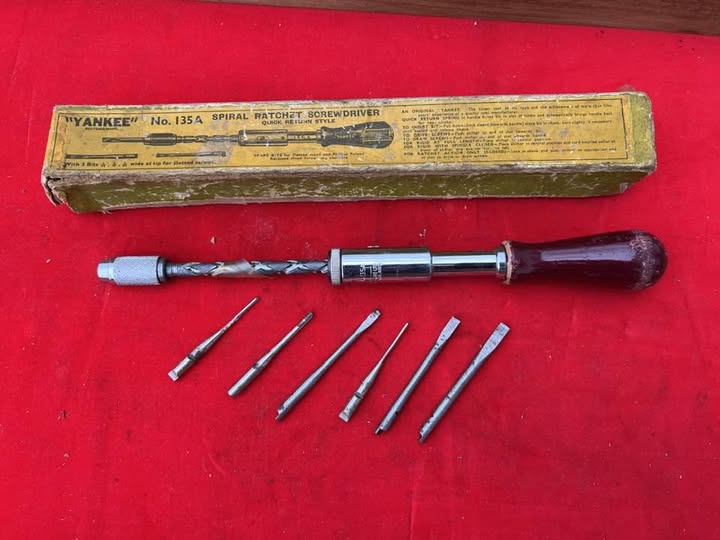 STANLEY YANKEE NO. 135A Spiral Ratchet Screw Driver Near Mint in Box with 6 Bits - 110814