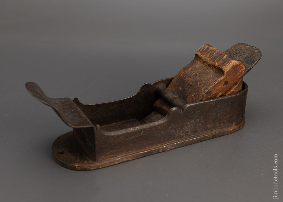 Amazing 16th Century Smooth Plane with Billowing Wave - EXCELSIOR 115495