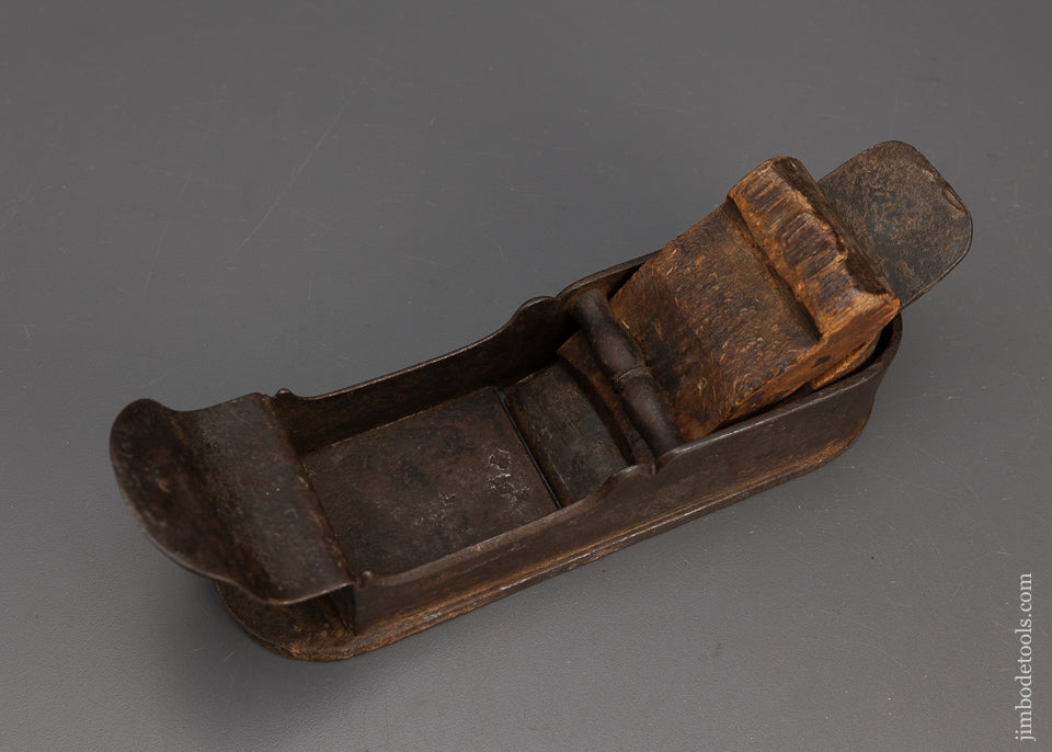 Amazing 16th Century Smooth Plane with Billowing Wave - EXCELSIOR 115495