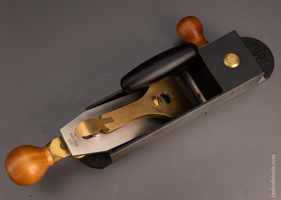 Fine LIE NIELSEN No. 9 Miter Plane with Hot Dog - 100048