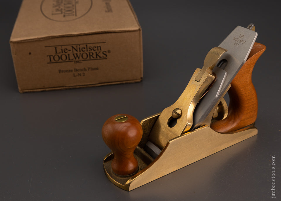 LIE NIELSEN No. 2 Bronze Smooth Plane Mint in Box Long Ago Discontinued at Lie Nielsen - 105078