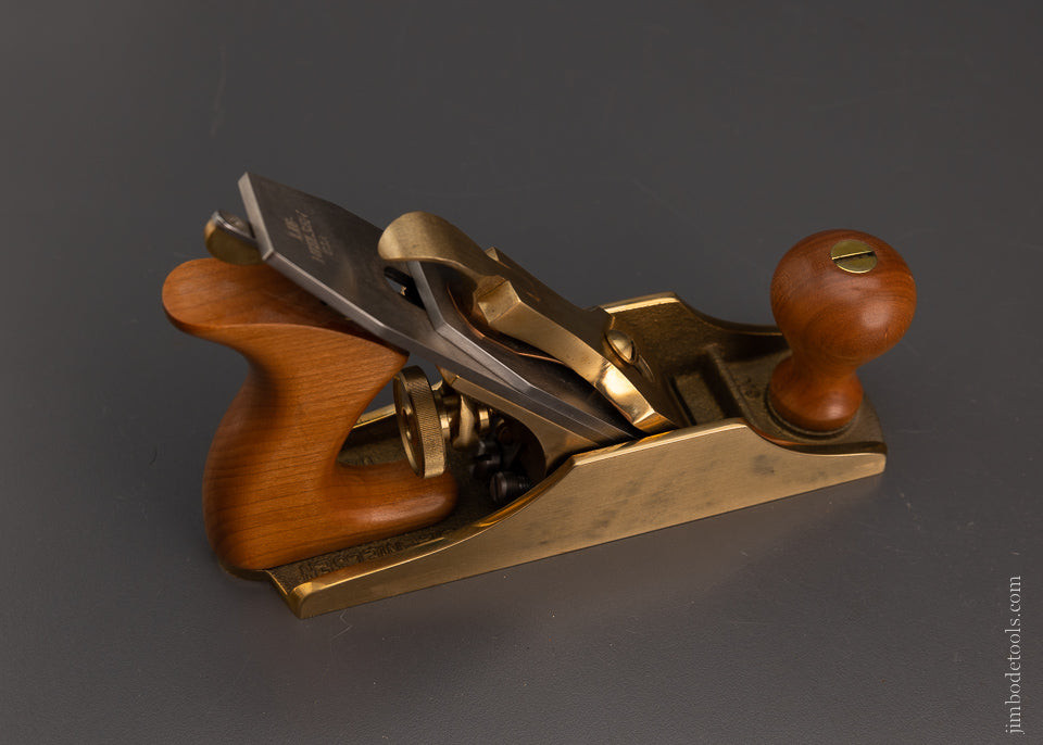 LIE NIELSEN No. 2 Bronze Smooth Plane Mint in Box Long Ago Discontinued at Lie Nielsen - 105078