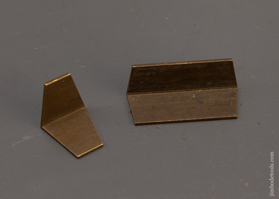 2 Brass Dovetail Squares - 105592