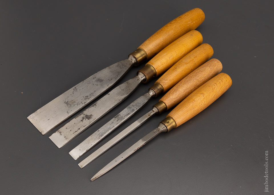 Mint Set of 5 ASHLEY ILES No. 1 Straight Chisels 1/8 to 1 1/4 Inch Sizes - 105722