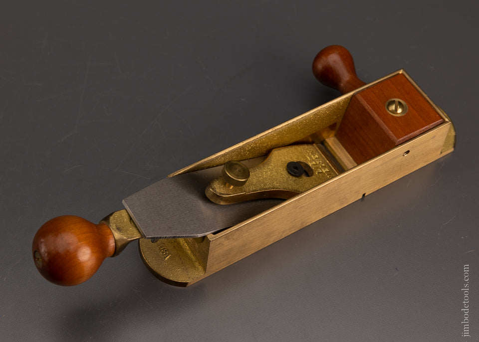 Long-Ago Discontinued LIE NIELSEN No. 9 Miter Plane with Side Handle - 106282