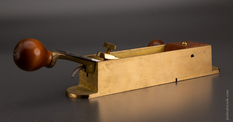 Long-Ago Discontinued LIE NIELSEN No. 9 Miter Plane with Side Handle - 106282