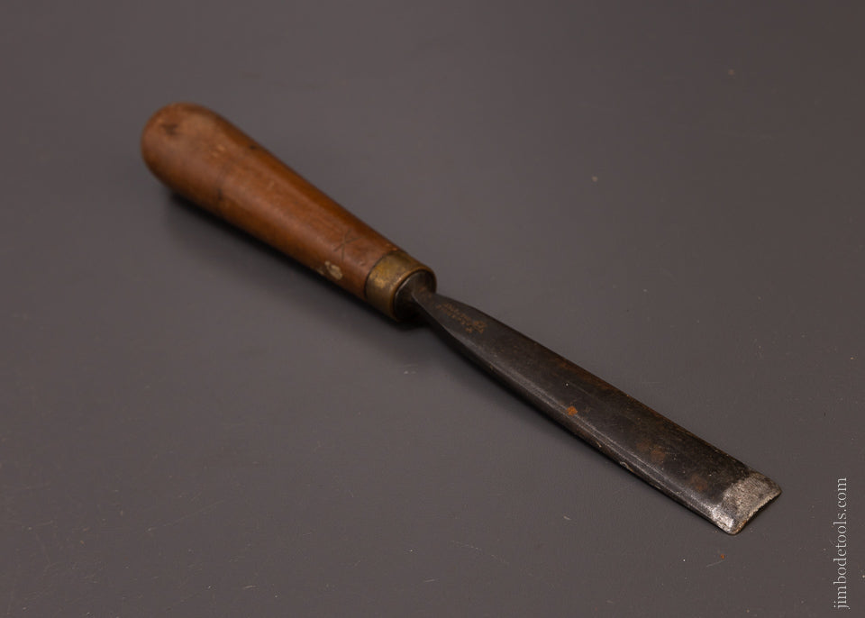 ADDIS No. 4 Gouge over 3/4 Inches Wide - 107062