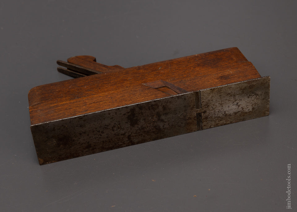 very-rare-7-1-4-inch-double-dovetail-side-rabbet-plane-by-gardner