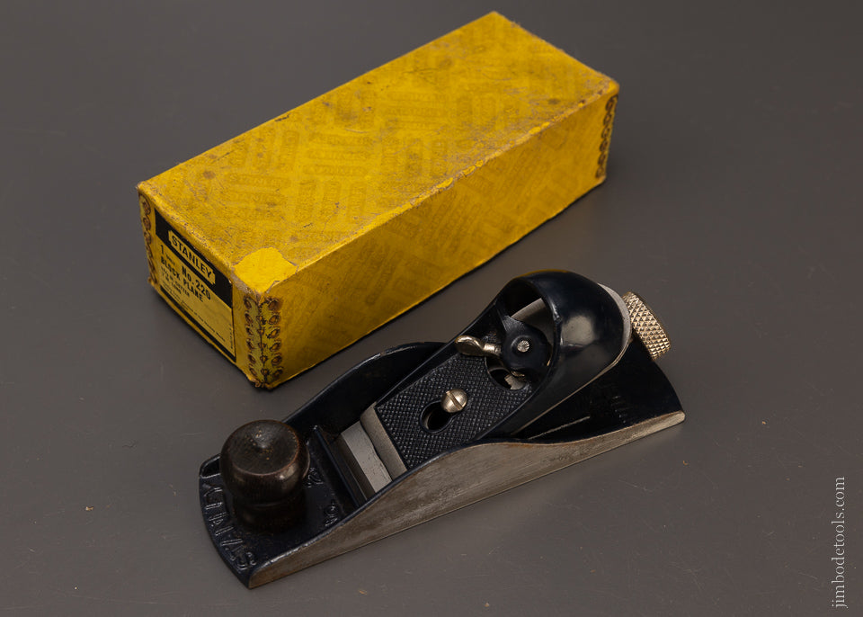 STANLEY No. 220 Block Plane in Original Box - 107874