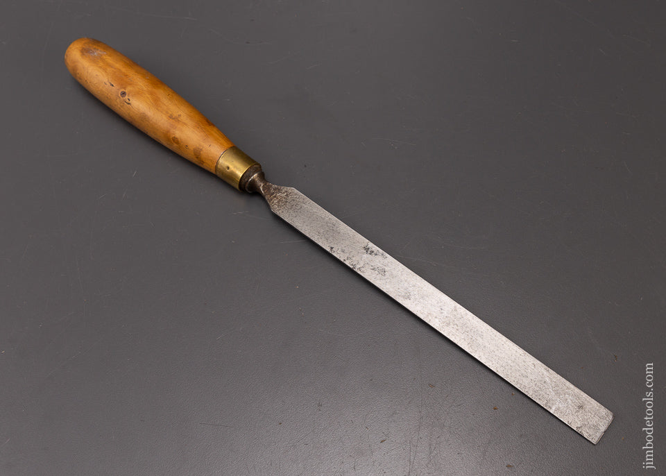 Long Thin Paring Chisel with Boxwood Handle - 108493