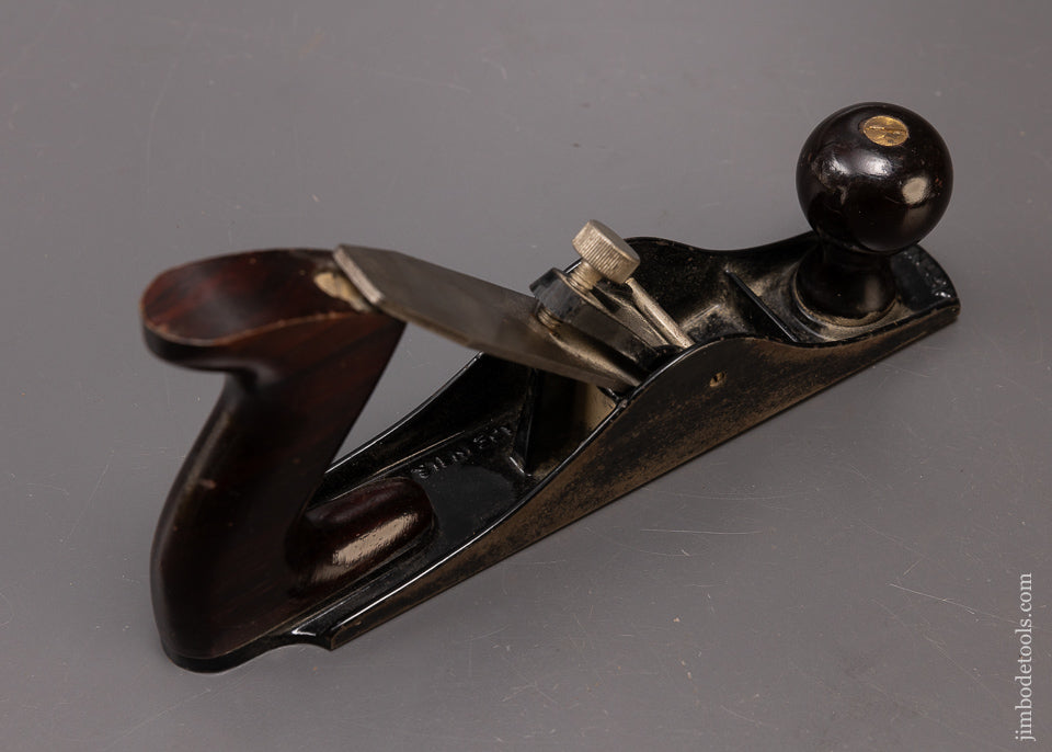 Extra Fine STANLEY No. 40 Scrub Plane with Rosewood Handles - 108702