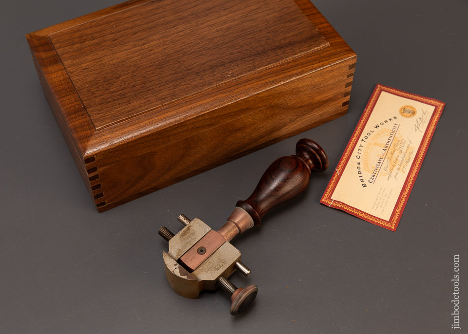 BRIDGE CITY TOOL WORKS No. CT-5 Hand Vise in Original Walnut Presentation Box - 109059