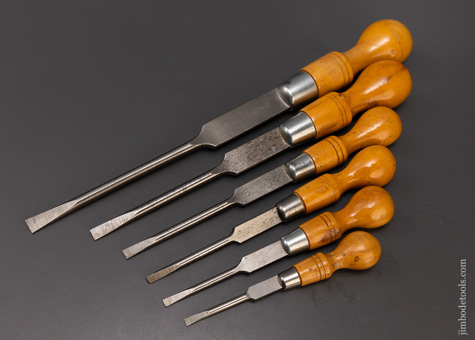 Stunning Set of 6 Boxwood Handle Cabinet Maker’s Screwdrivers by MARPLES - 109464