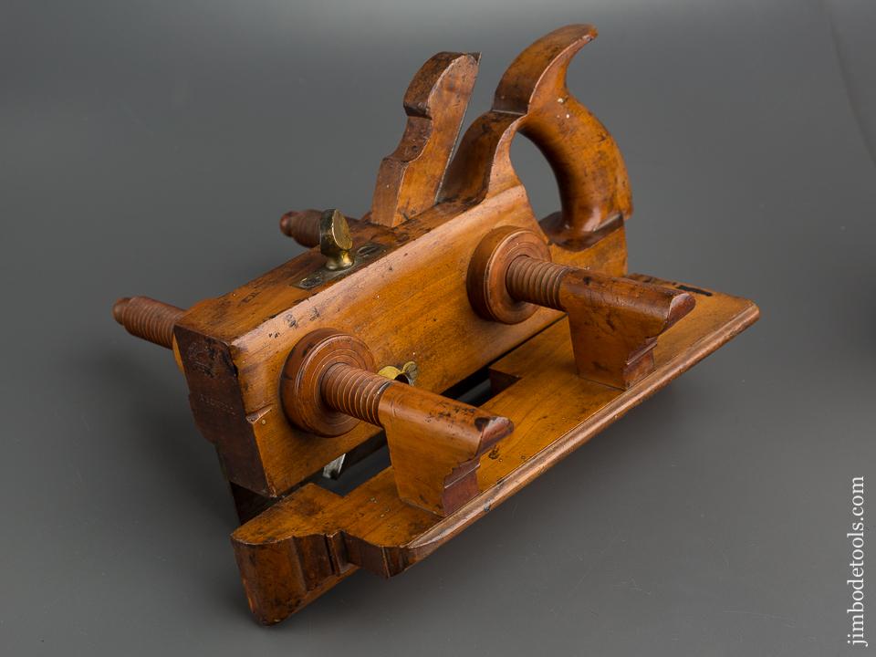 H CHAPIN UNION FACTORY No. 939 1/2 (?) Solid Applewood Handled Plow Plough Plane circa 1828-97 Pine Meadows - 79577