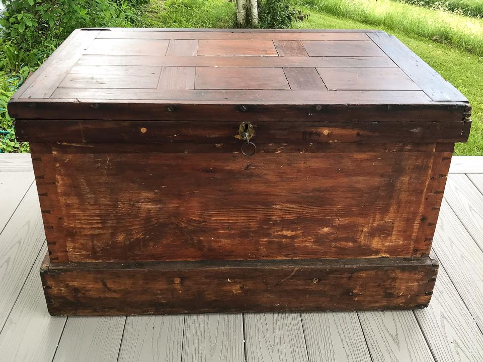 Stunning! 19th Century Cabinetmaker's Tool Chest with Fabulous inlay and Dovetails - 80954U