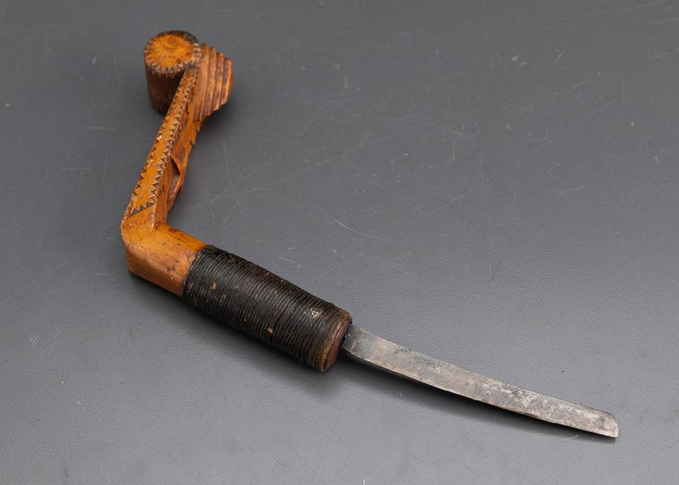 PHENOMENAL! Intricately Carved Crooked Knife with Layered Heat and Stars - EXCELSIOR 95006 