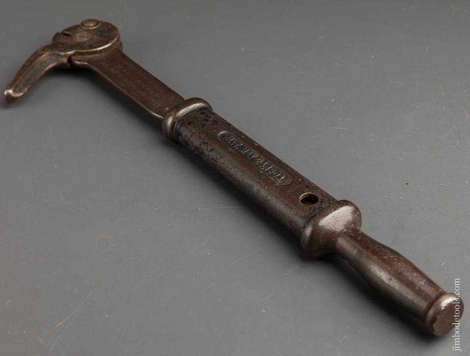 Excellent LANDERS, FRARY & CLARK Patented May 24, 1904  UNIVERSAL Nail Puller - 92026