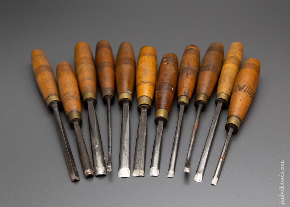 Good Set of 11 ADDIS Carving Chisels - 96300