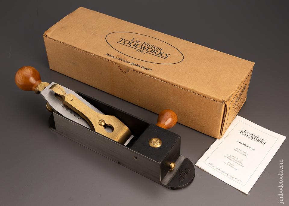 Discontinued LIE-NIELSEN No. 9 Miter Plane - 97596