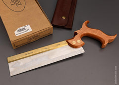 LIE NIELSEN Brass Back Dovetail Saw with Sheath Mint in Box - 98123 – Jim  Bode Tools