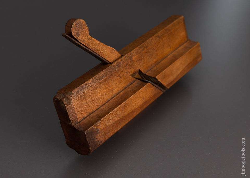 Crisp F. NICHOLSON LIVING IN WRENTHAM 18th Century Yellow Birch Moulding Plane - EXCELSIOR 102919